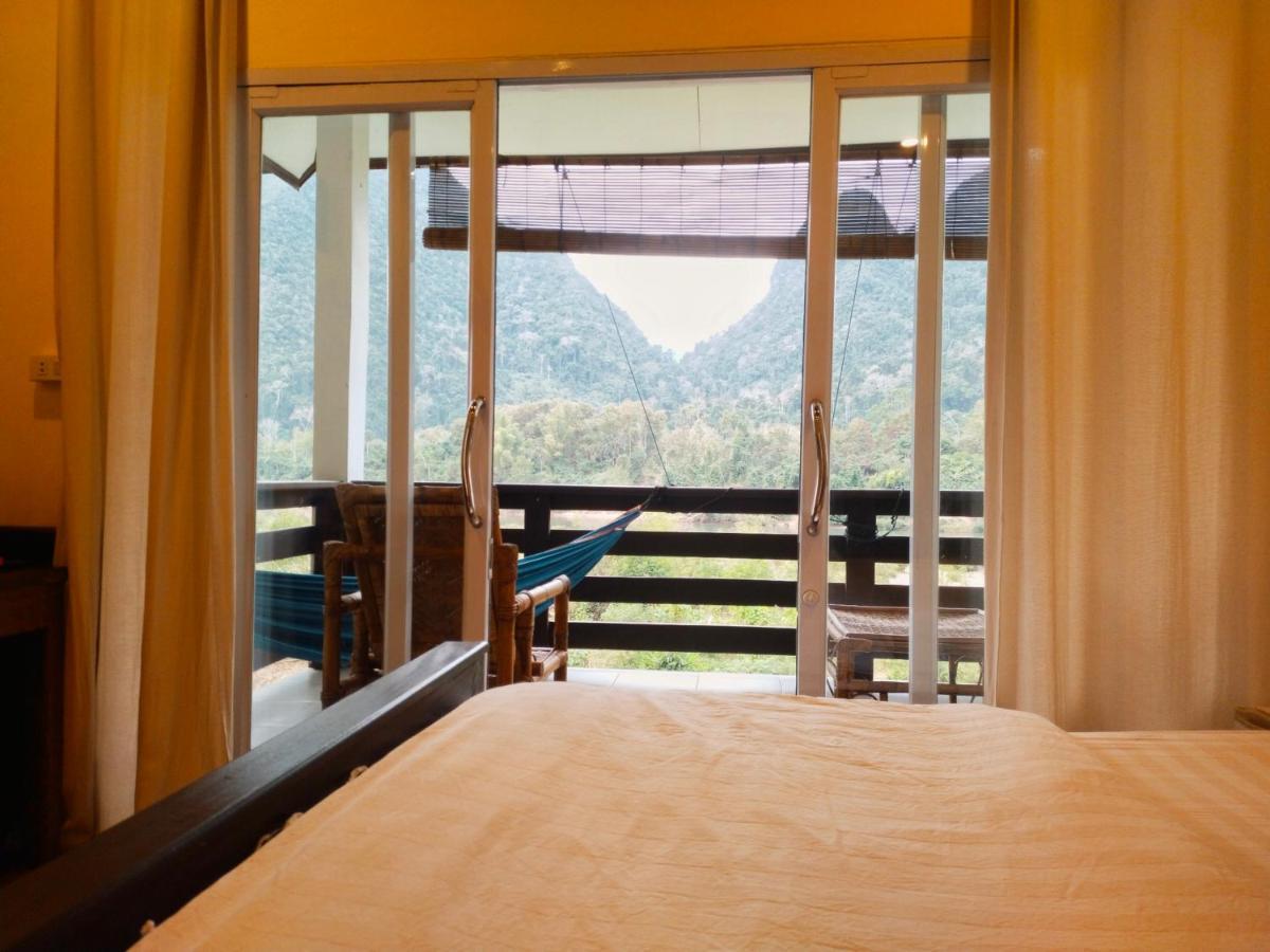 Pdv Guesthouse Muang Ngoi Buitenkant foto
